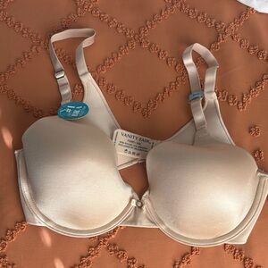 Vanity Fair Bra 34C NWT